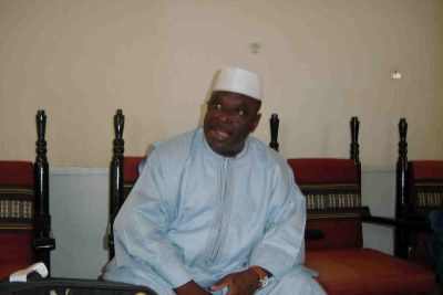 IBK in Mali, April or May 2002