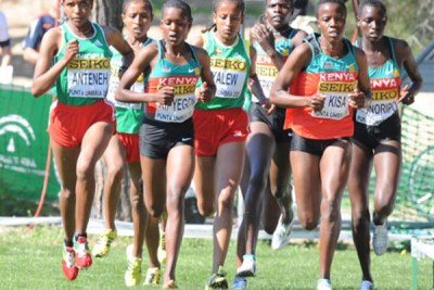 Faith Kipyegon Chepngetich (second from left) sprints to the finish line in Punta Umbria, Spain.