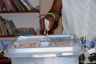 Voting in Zimbabwe (file photo).