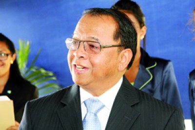 Le directeur général et gouverneur par intérim de la Banque centrale est décédé subitement le 09 septembre 2013.