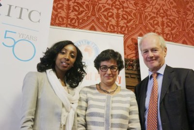 Mahlet Afework, Ethiopian designer, Arancha González, ITC Executive Director, and Peter Lilley, Member of the UK Parliament and Co-chair of the All Party Parliamentary Group on Trade out of Poverty.