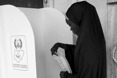 Nigerian woman at polls.