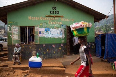 La Sierra Leone se bat pour mettre fin à l’épidémie d’Ebola.