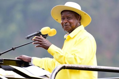 President Yoweri Museveni during campaigns ahead of the February 2016 elections (file photo).