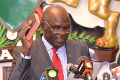 New Independent Electoral and Boundaries Commission Chairman Wafula Chebukati takes oath of office at Supreme Court.