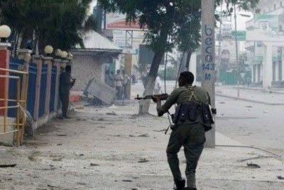 Twin bomb hit Mogadishu