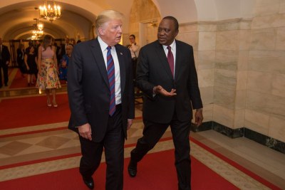 Le President Uhuru Kenyatta avec le President Donald Trump à la Maison Blanche