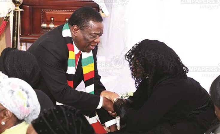 Zimbabwe Thousands Bid Mugabe Farewell At Rufaro Allafrica Com