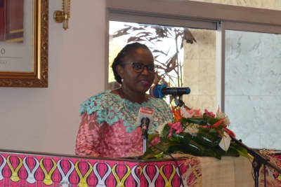 Jacqueline Lydia Mikolo, ministre de la Santé, de la population, de la promotion de la femme et de l’intégration de la femme au développement lors du lancement de la deuxième édition de la campagne « Octobre rose » à Brazzaville