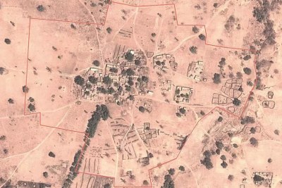 Image satellite du village de Farabougou, dans le centre du Mali.