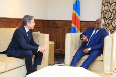 Le secrétaire d'État américain Antony Blinken, à gauche, rencontre le président de la République démocratique du Congo, Félix Tshisekedi, le 9 août 2022.