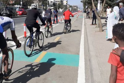 Des rues plus sûres pour les piétons et les cyclistes favoriseront le relèvement durable de l'Éthiopie, grâce à une action conjointe soutenue par le Fonds des Nations Unies pour la sécurité routière.